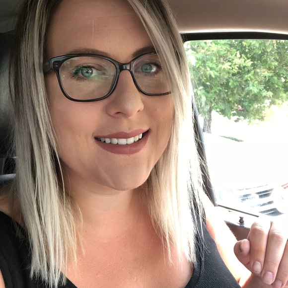 Meet your Posher, Gracy - Picture 1 of 1